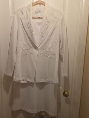 White Embellished Women's Blazer Jacket  With skirt -PRIDE&JOY